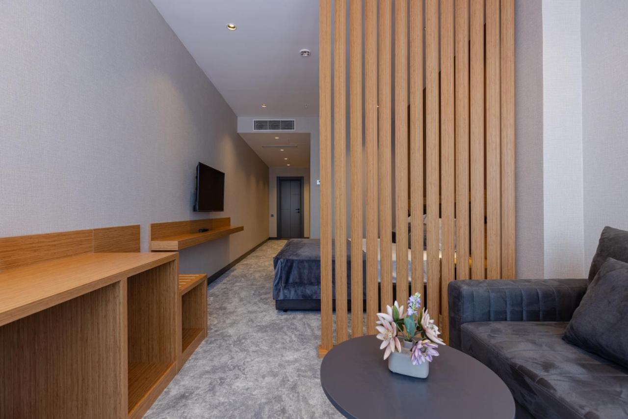 Hotel Monarch Μπατούμι Εξωτερικό φωτογραφία